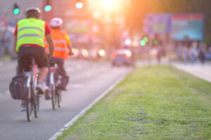 Top 5 Safe Cycling Tips for Busy Roads